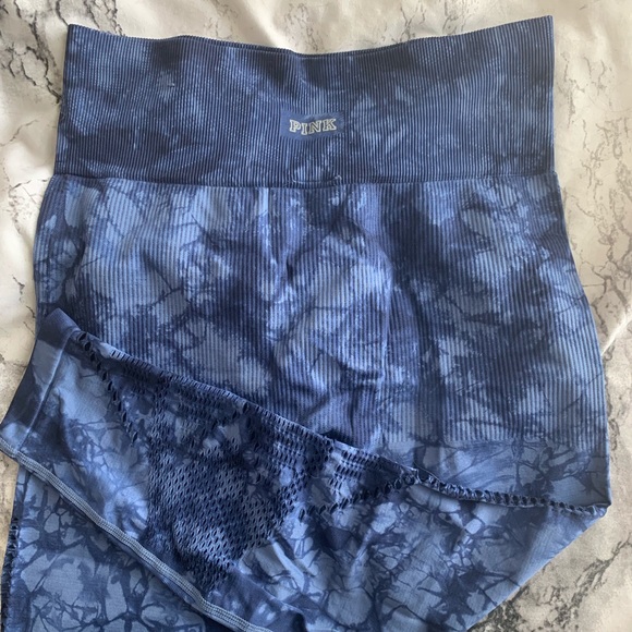 Victoria’s Secret PINK Cool & Comfy Legging - Picture 2 of 2